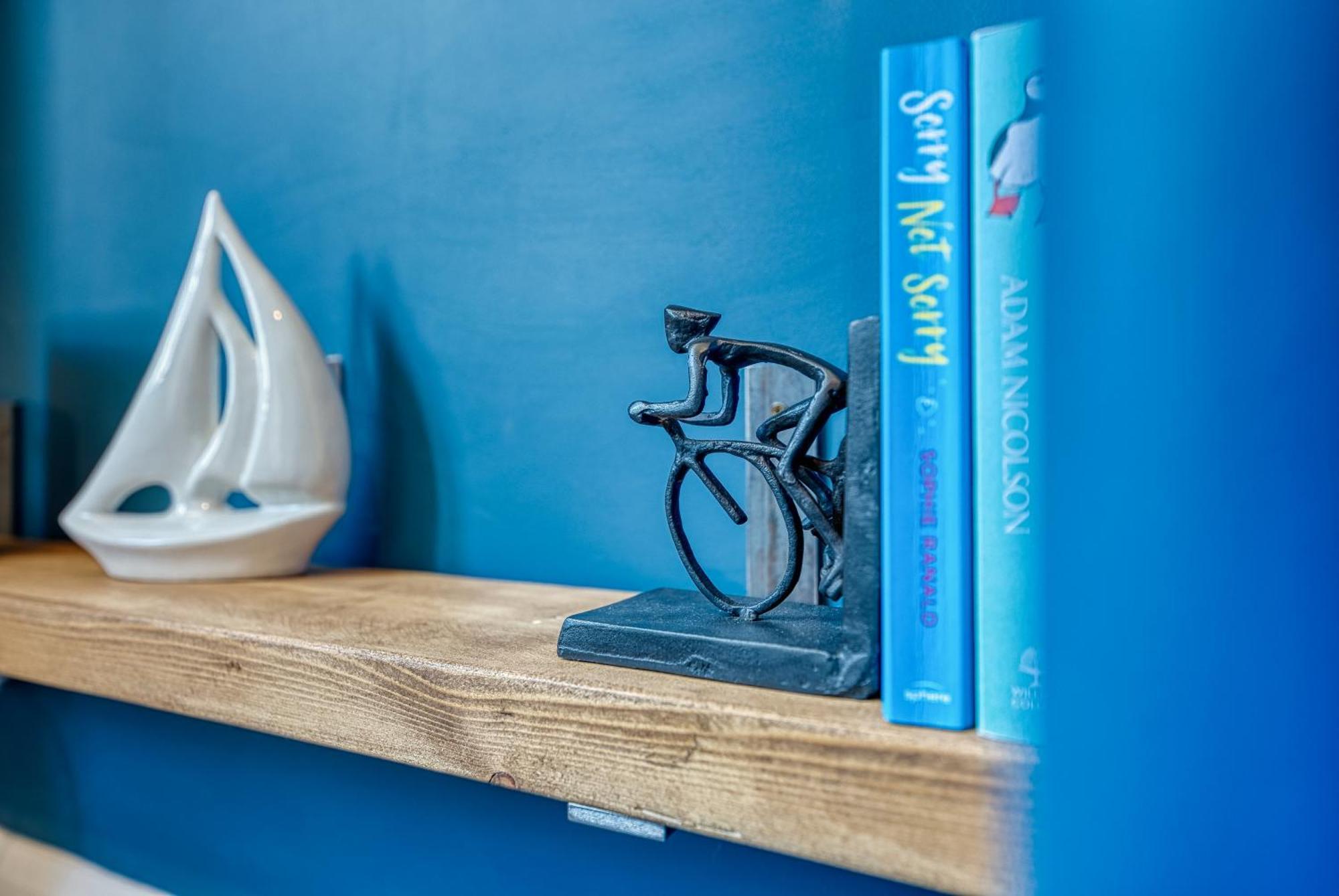 2 Bedrooms Modern, Stunning & Stylish Contractor House, Prime Portsmouth Location With Free Parking Permit, Summer Special Offer!! - By Blue Puffin Stays المظهر الخارجي الصورة