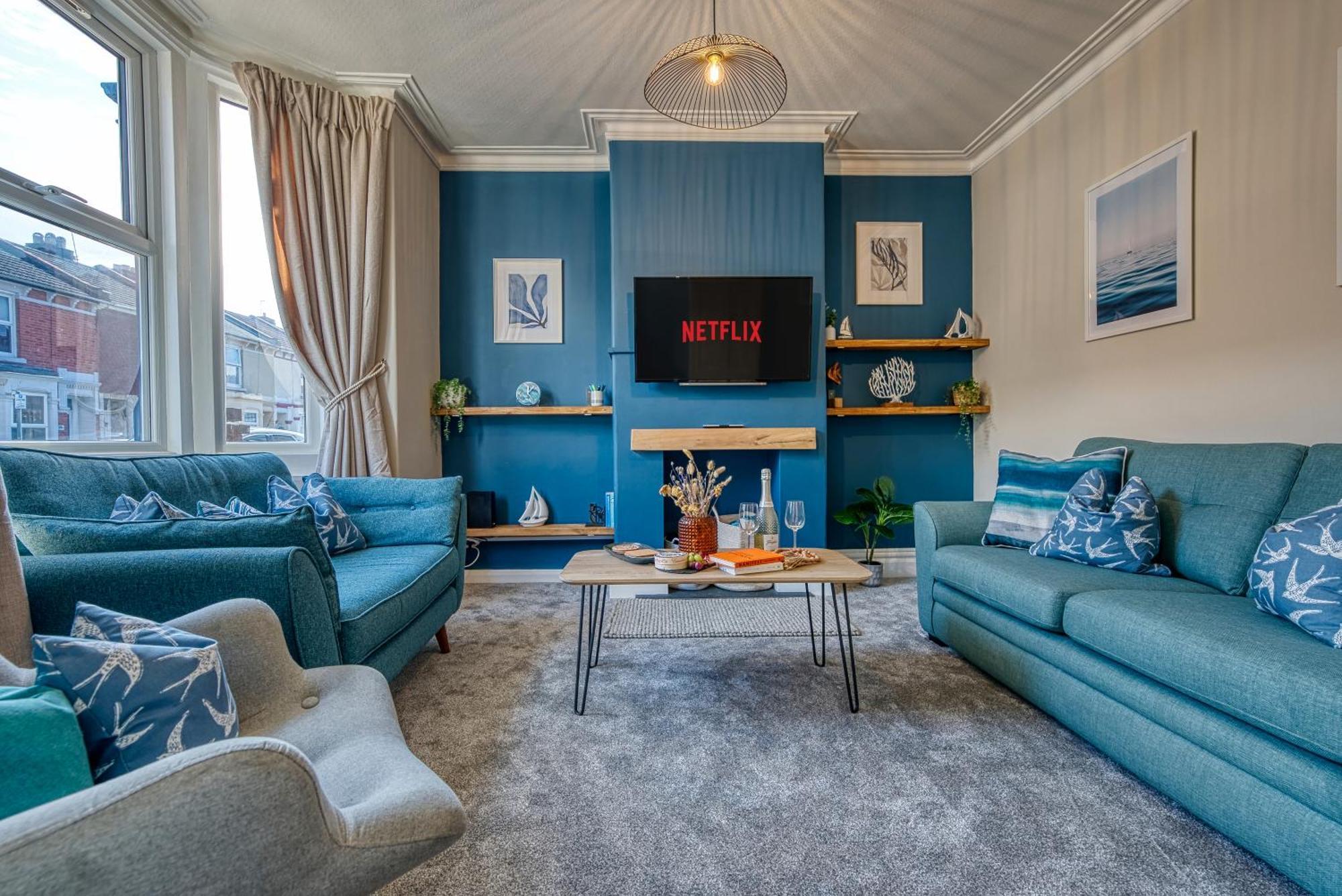 2 Bedrooms Modern, Stunning & Stylish Contractor House, Prime Portsmouth Location With Free Parking Permit, Summer Special Offer!! - By Blue Puffin Stays المظهر الخارجي الصورة